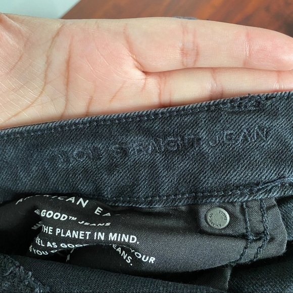 American Eagle Distressed Mom Straight Jean - Picture 4 of 4